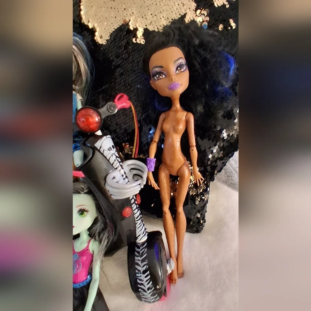 G1 Monster High 5 Doll 1 Scooter bundle! Take all no seperating